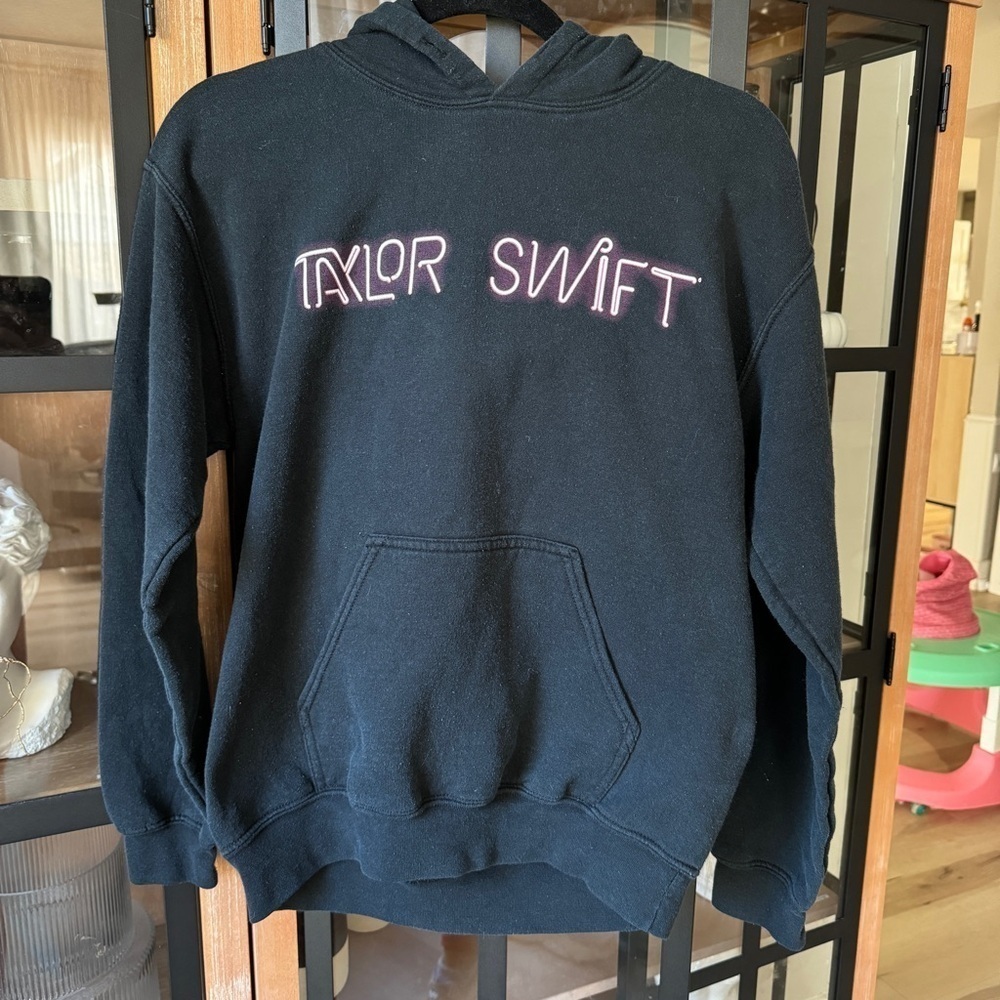 2015 Taylor Swift The 1989 World Tour hoodie concert merch official neon lights